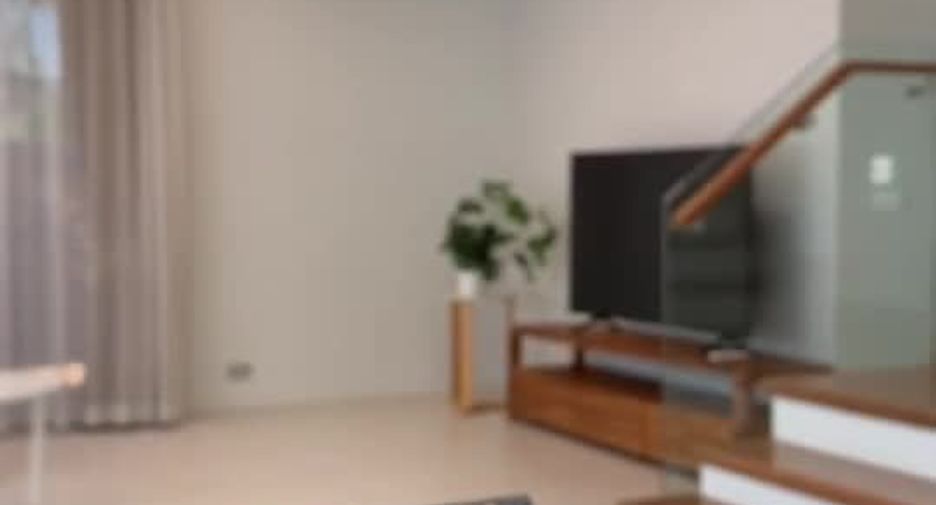 For rent 4 bedrooms house in San Kamphaeng, Chiang Mai