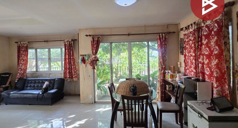 For sale 3 bedrooms house in Bang Khun Thian, Bangkok