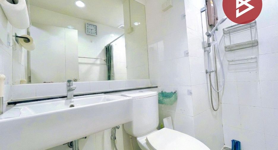 For sale 1 bed condo in Bang Kapi, Bangkok