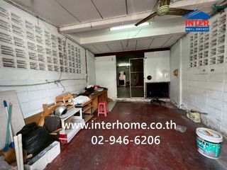 出售 2 卧室 联排别墅 在 Bang Kapi, 曼谷
