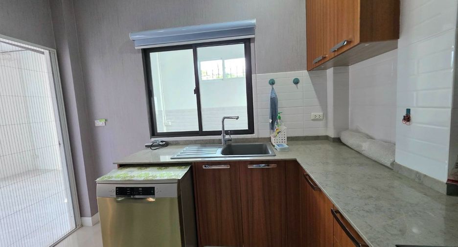 For rent and for sale 3 bedrooms house in Hang Dong, Chiang Mai