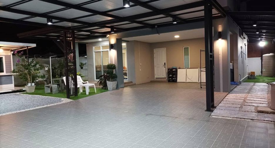 For rent 3 bedrooms house in East Pattaya, Pattaya