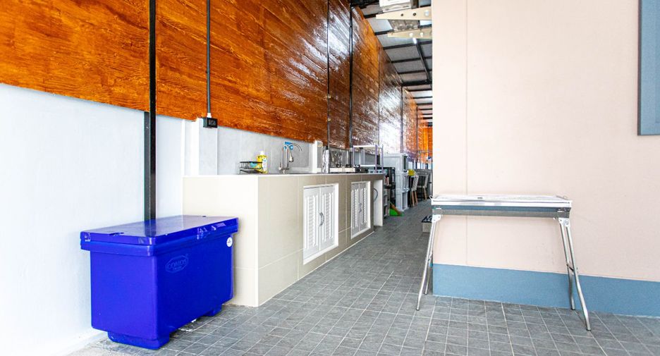 For rent and for sale 5 bedrooms house in San Sai, Chiang Mai