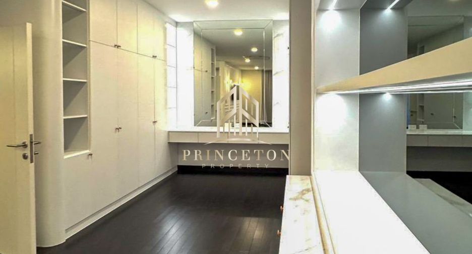 For rent 6 bedrooms house in Bang Phli, Samut Prakan
