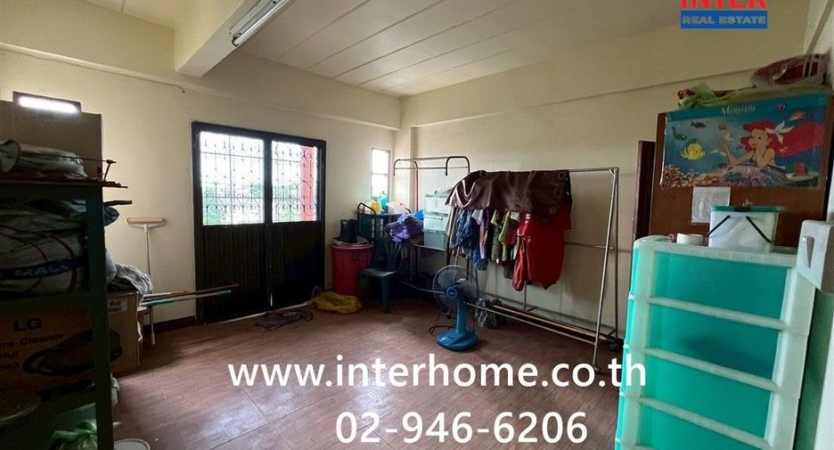 For sale 4 bedrooms retail Space in Khlong Sam Wa, Bangkok