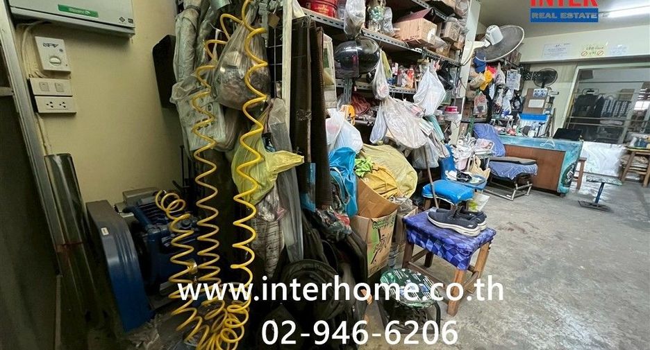For sale 4 bedrooms retail Space in Khlong Sam Wa, Bangkok