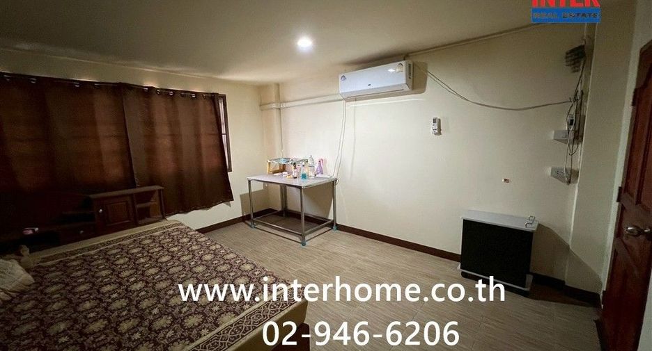 For sale 4 bedrooms retail Space in Khlong Sam Wa, Bangkok