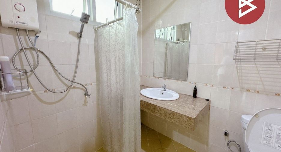 For sale 1 bed condo in Phan Thong, Chonburi