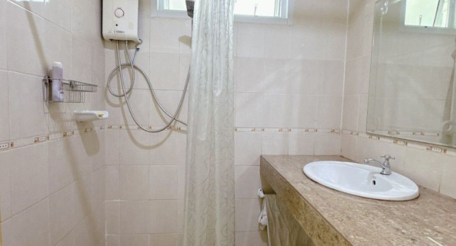 For sale 1 bed condo in Phan Thong, Chonburi