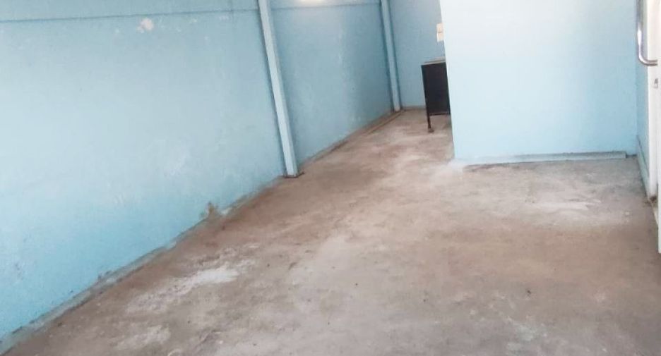 For sale 3 bedrooms townhouse in Mueang Samut Prakan, Samut Prakan