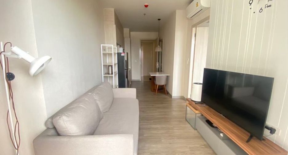 For sale 1 bed condo in Si Racha, Chonburi