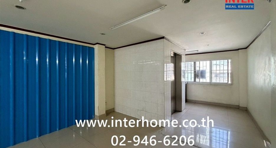 For sale 10 bedrooms retail Space in Chom Thong, Bangkok