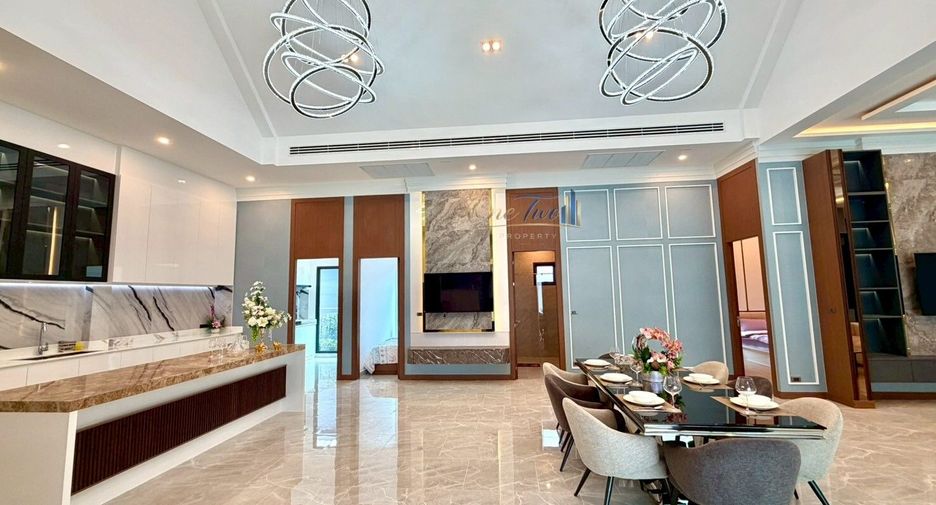 For rent 5 bedrooms villa in East Pattaya, Pattaya