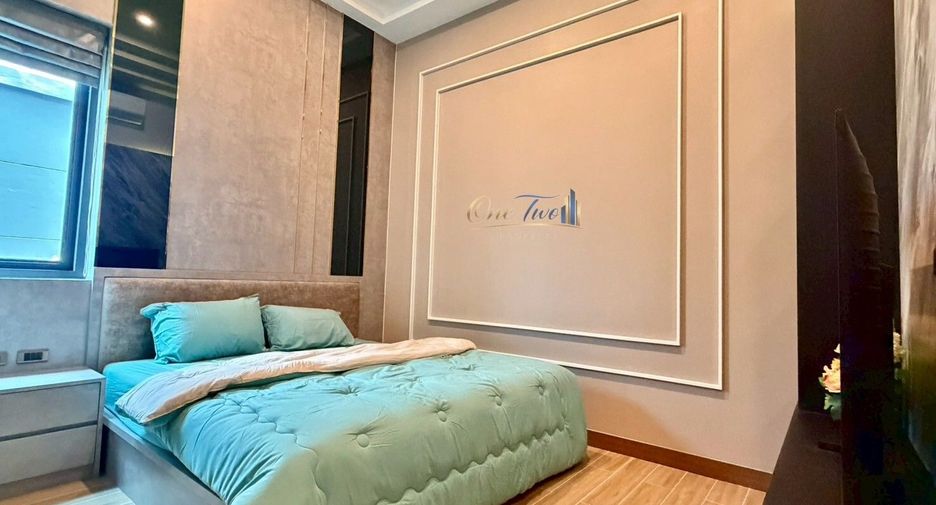 For rent 5 bedrooms villa in East Pattaya, Pattaya