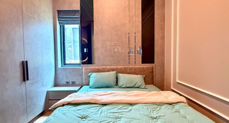 For rent 5 bedrooms villa in East Pattaya, Pattaya