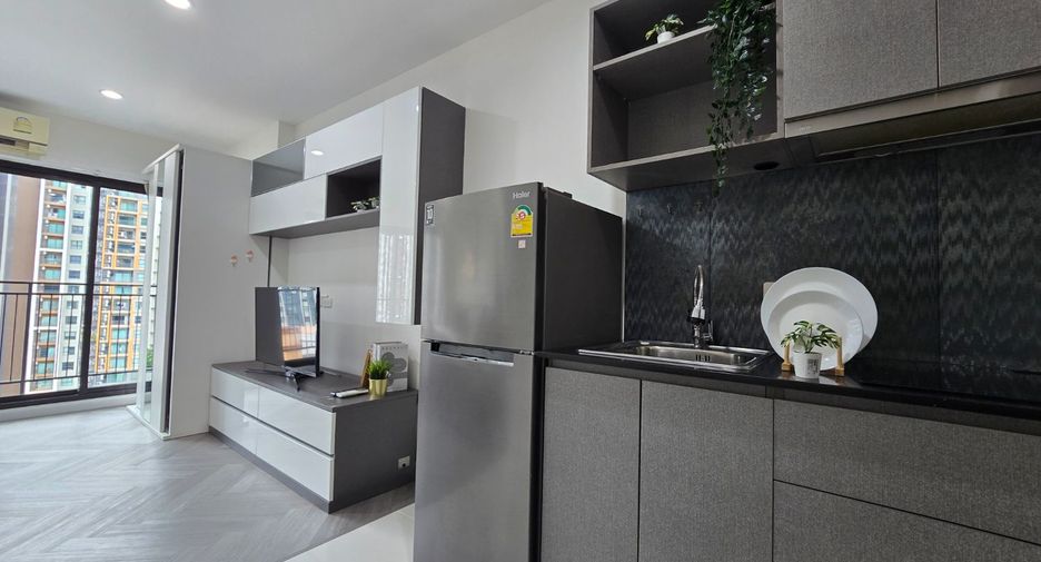 For sale 1 bed condo in Bang Phlat, Bangkok
