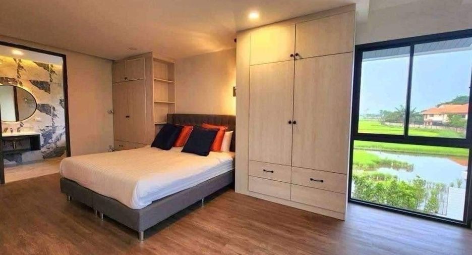 For rent 5 bedrooms house in San Sai, Chiang Mai