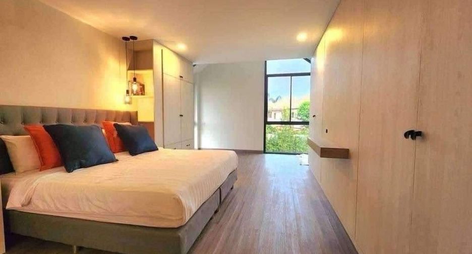 For rent 5 bedrooms house in San Sai, Chiang Mai
