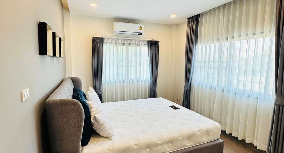 For rent 5 bedrooms house in San Sai, Chiang Mai