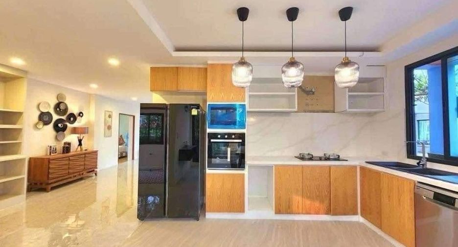 For rent 5 bedrooms house in San Sai, Chiang Mai