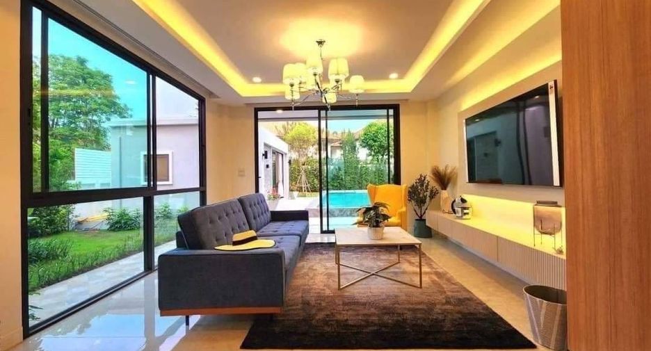 For rent 5 bedrooms house in San Sai, Chiang Mai