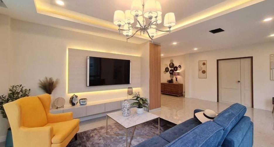 For rent 5 bedrooms house in San Sai, Chiang Mai