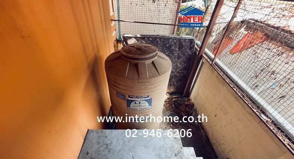 For sale 14 bedrooms retail Space in Lat Krabang, Bangkok