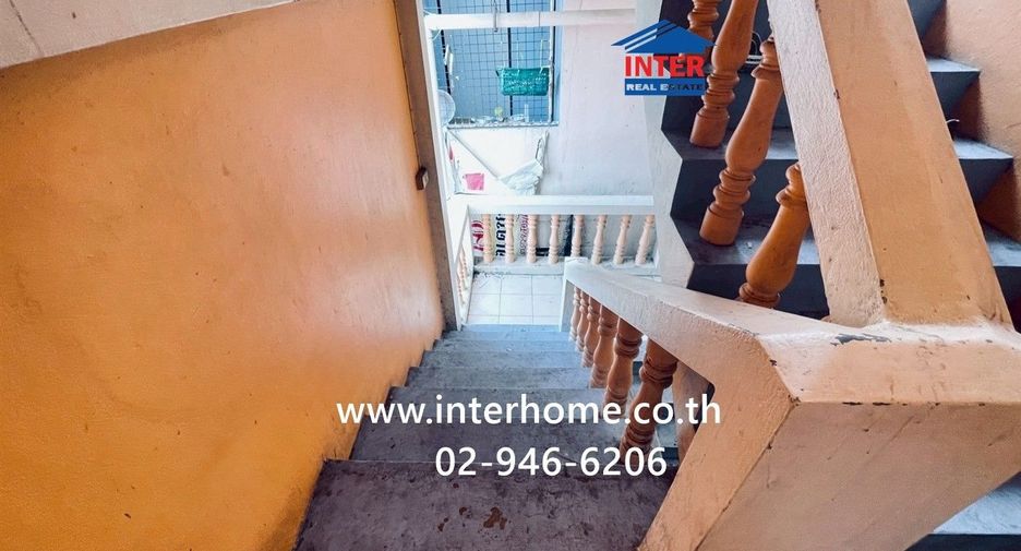 For sale 14 bedrooms retail Space in Lat Krabang, Bangkok