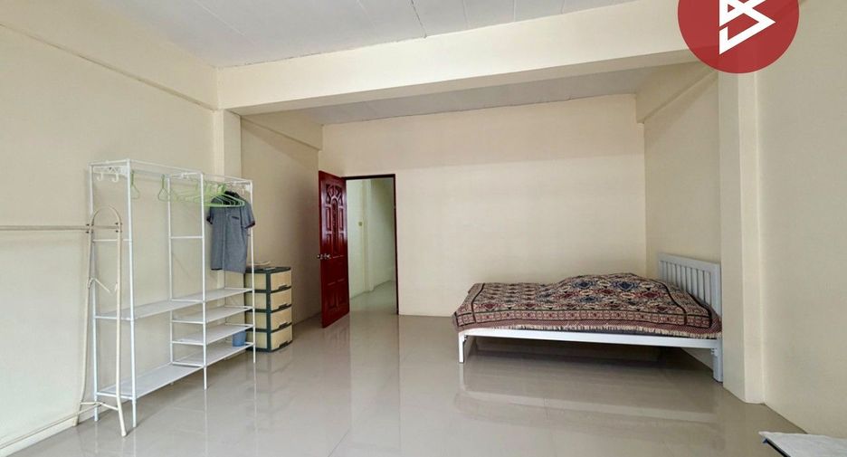For rent 2 ベッドルーム retail Space in Min Buri, Bangkok