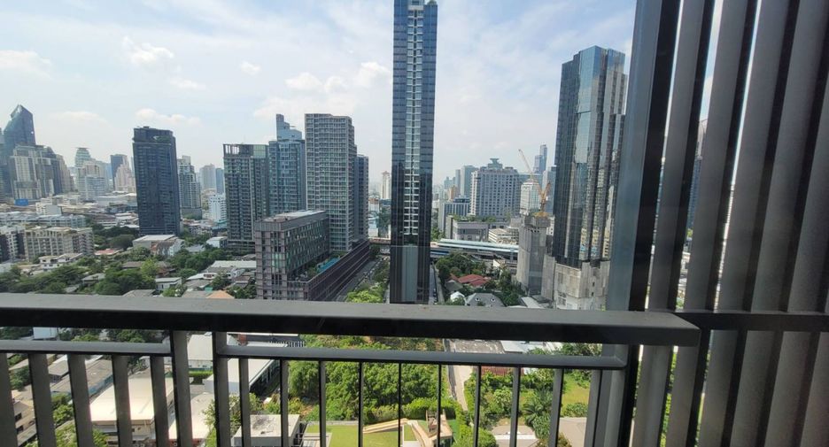 À louer 1 chambre condo à Khlong Toei, Bangkok
