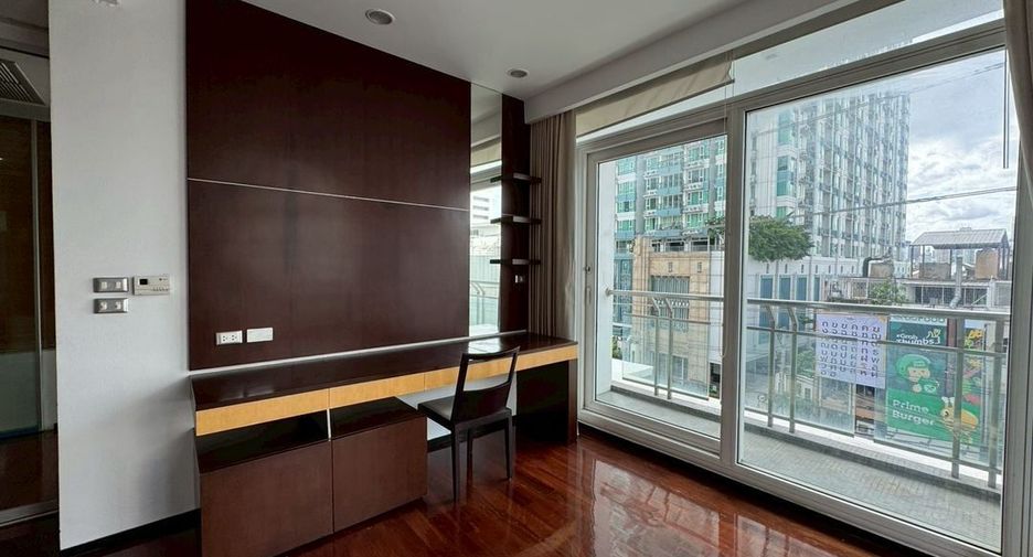Condo en alquiler de 2 habitaciones en Watthana, Bangkok
