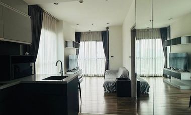 Condo en alquiler de 1 habitaciones en Khlong Toei, Bangkok