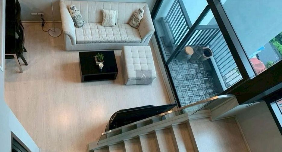 For rent 1 bed house in Khlong Toei, Bangkok