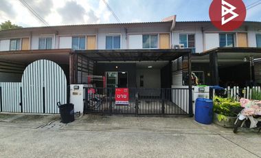 For sale 3 bedrooms townhouse in Mueang Pathum Thani, Pathum Thani