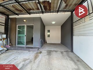 For sale 3 bedrooms townhouse in Mueang Pathum Thani, Pathum Thani