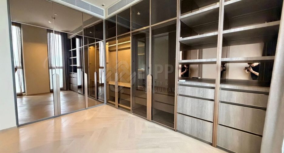 Wohnung zum Kauf mit 4 Zimmer in Sathon, Bangkok