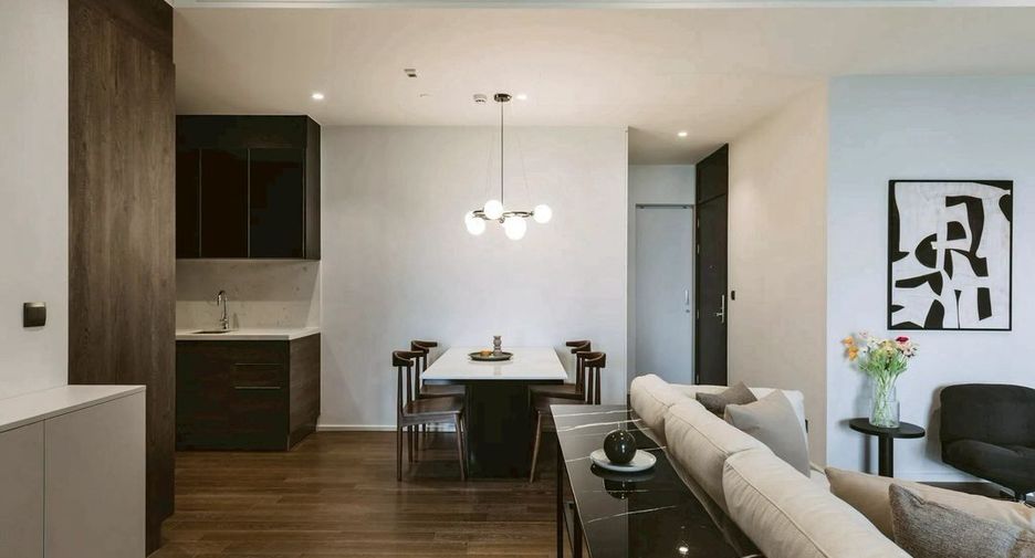 For rent 2 bedrooms condo in Pathum Wan, Bangkok