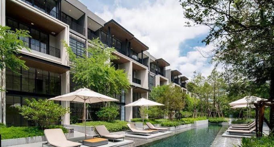For rent and for sale 4 bedrooms house in Watthana, Bangkok