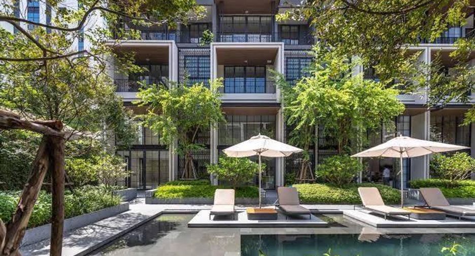 For rent and for sale 4 bedrooms house in Watthana, Bangkok
