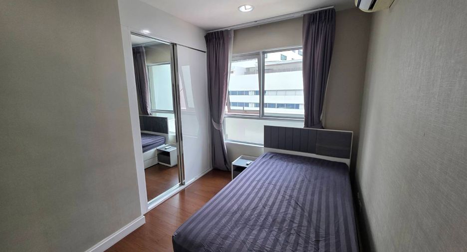 Wohnung zur Miete und zum Kauf mit 5 Zimmer in Huai Khwang, Bangkok
