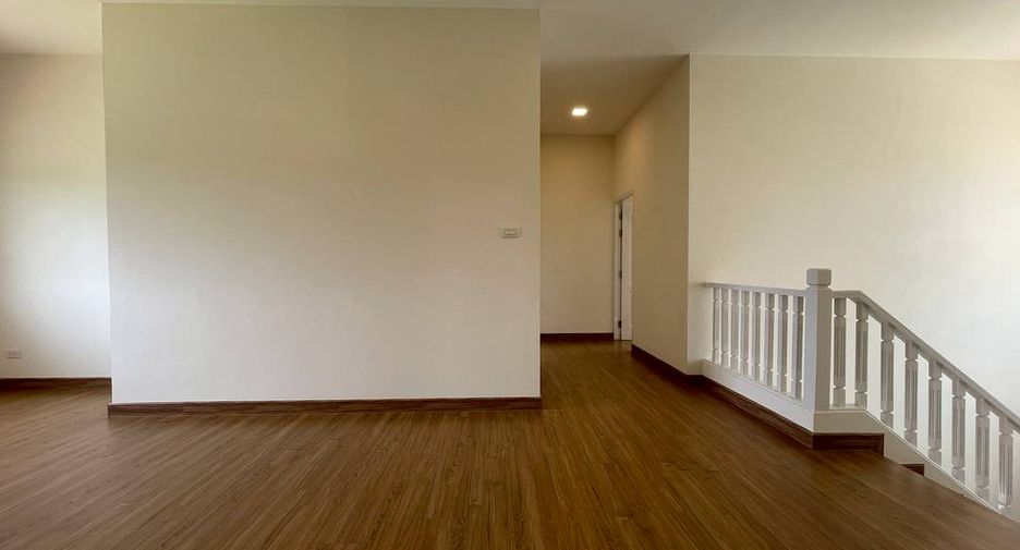 Haus zum Kauf mit 4 Zimmer in Doi Saket, Chiang Mai