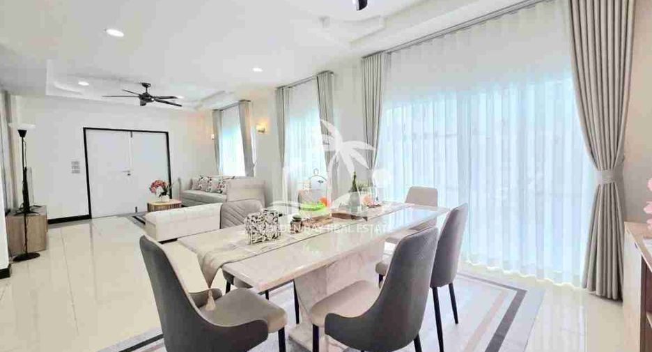 Haus zur Miete mit 5 Zimmer in East Pattaya, Pattaya