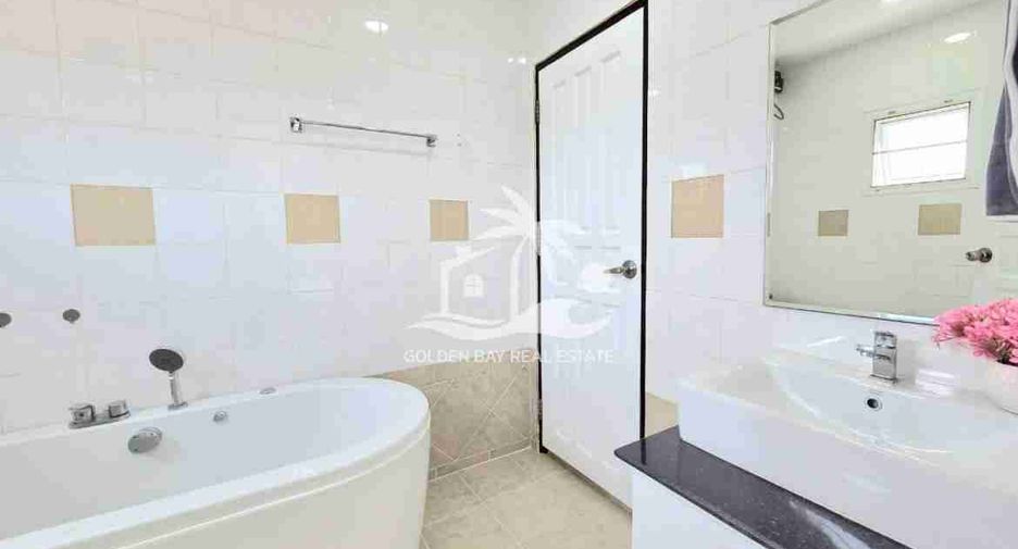 Haus zur Miete mit 5 Zimmer in East Pattaya, Pattaya