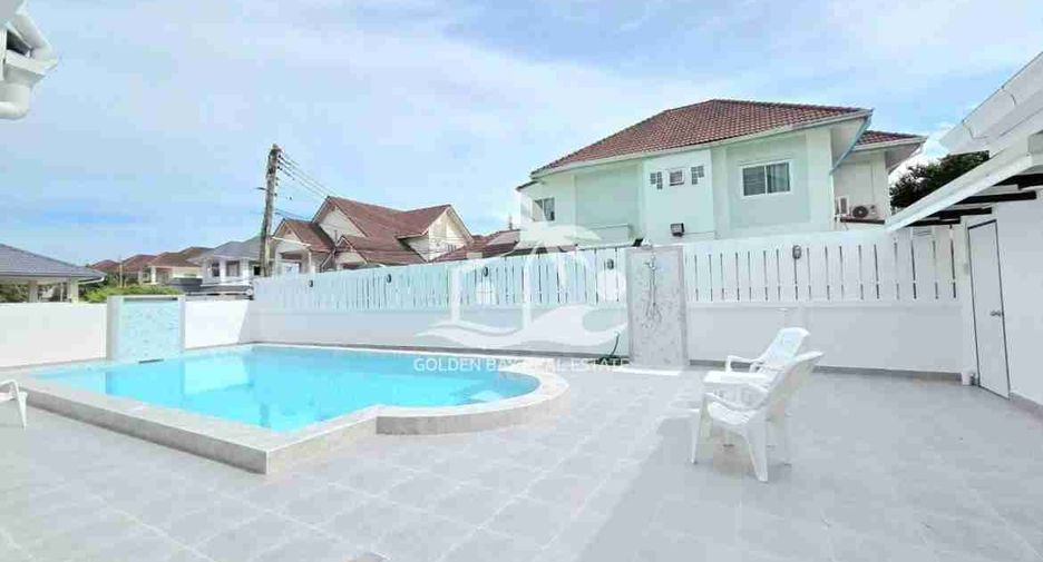 Haus zur Miete mit 5 Zimmer in East Pattaya, Pattaya
