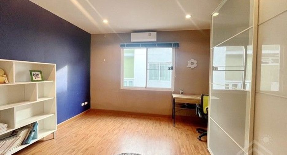 For sale 2 bedrooms house in Si Racha, Chonburi