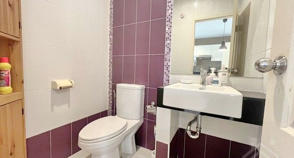 For sale 2 bedrooms house in Si Racha, Chonburi