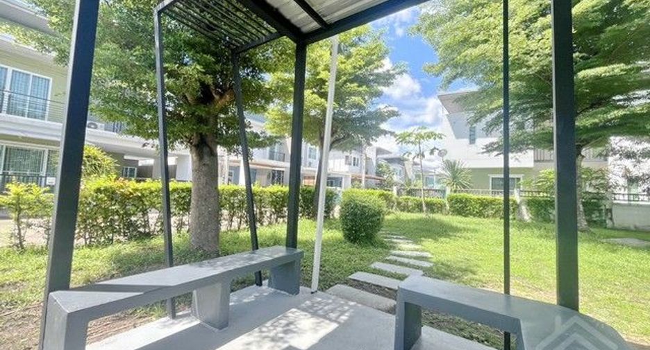 For sale 2 bedrooms house in Si Racha, Chonburi