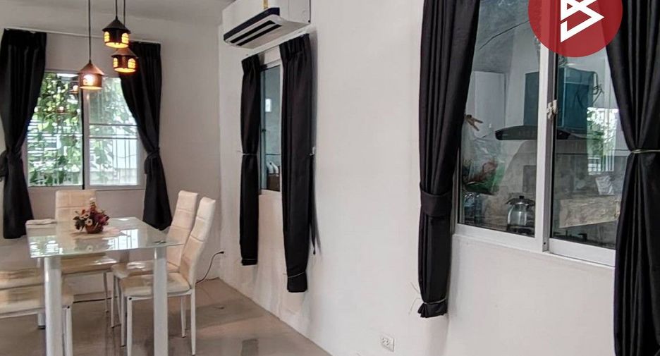 For sale 3 bedrooms house in Bang Sao Thong, Samut Prakan