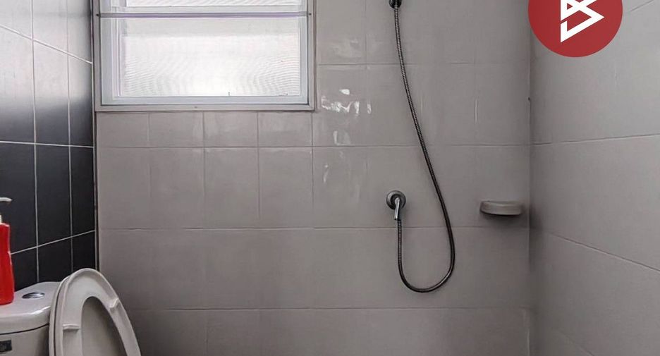 For sale 3 bedrooms house in Bang Sao Thong, Samut Prakan