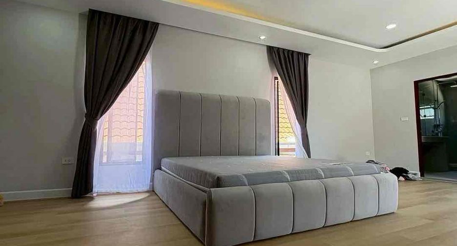 Villa en alquiler de 7 habitaciones en Jomtien, Pattaya